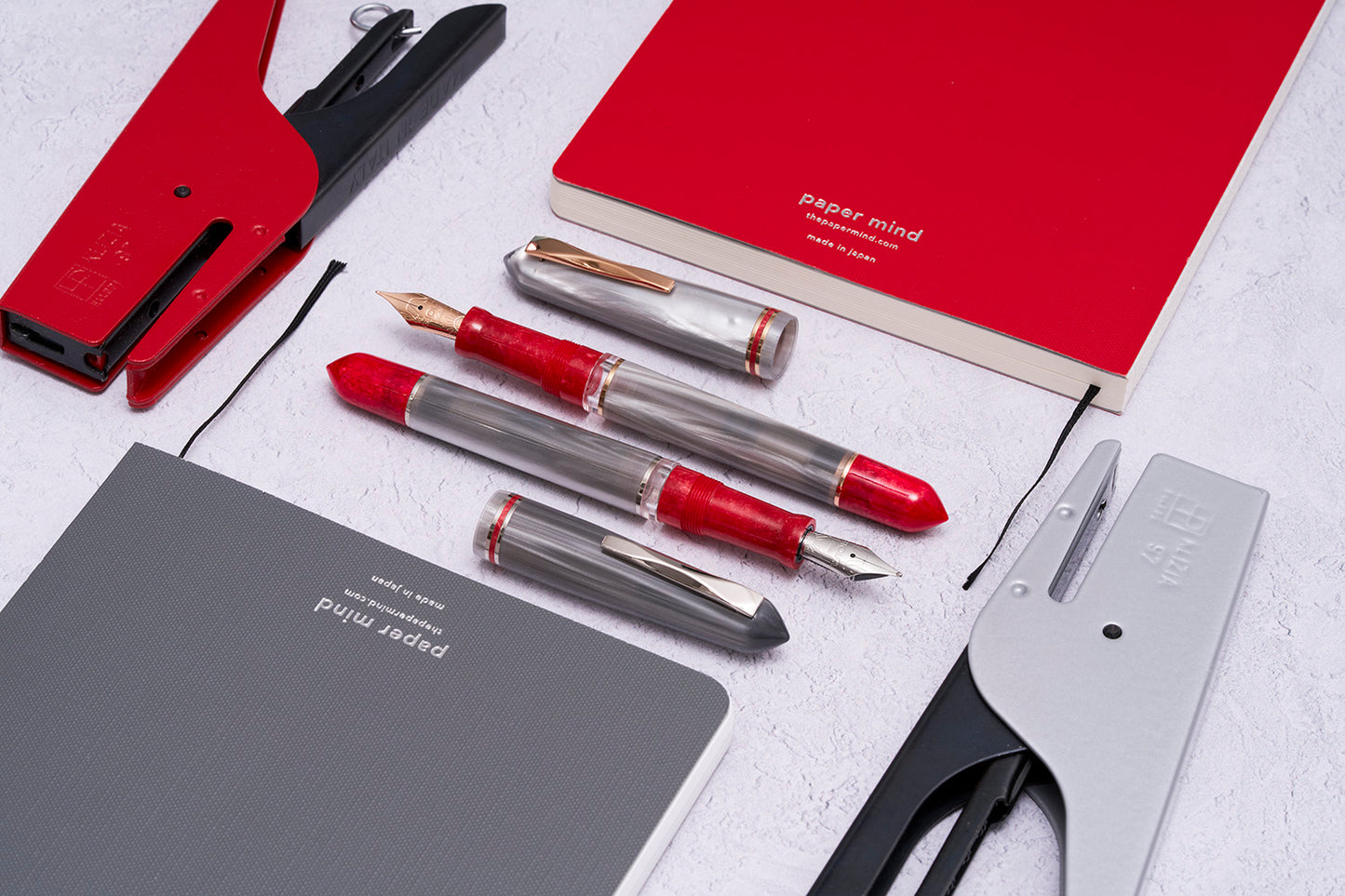 The Paper Mind x Gioia Metis Fountain Pen - Media Vita - Rose Gold Trim Made in Italy lifestyle