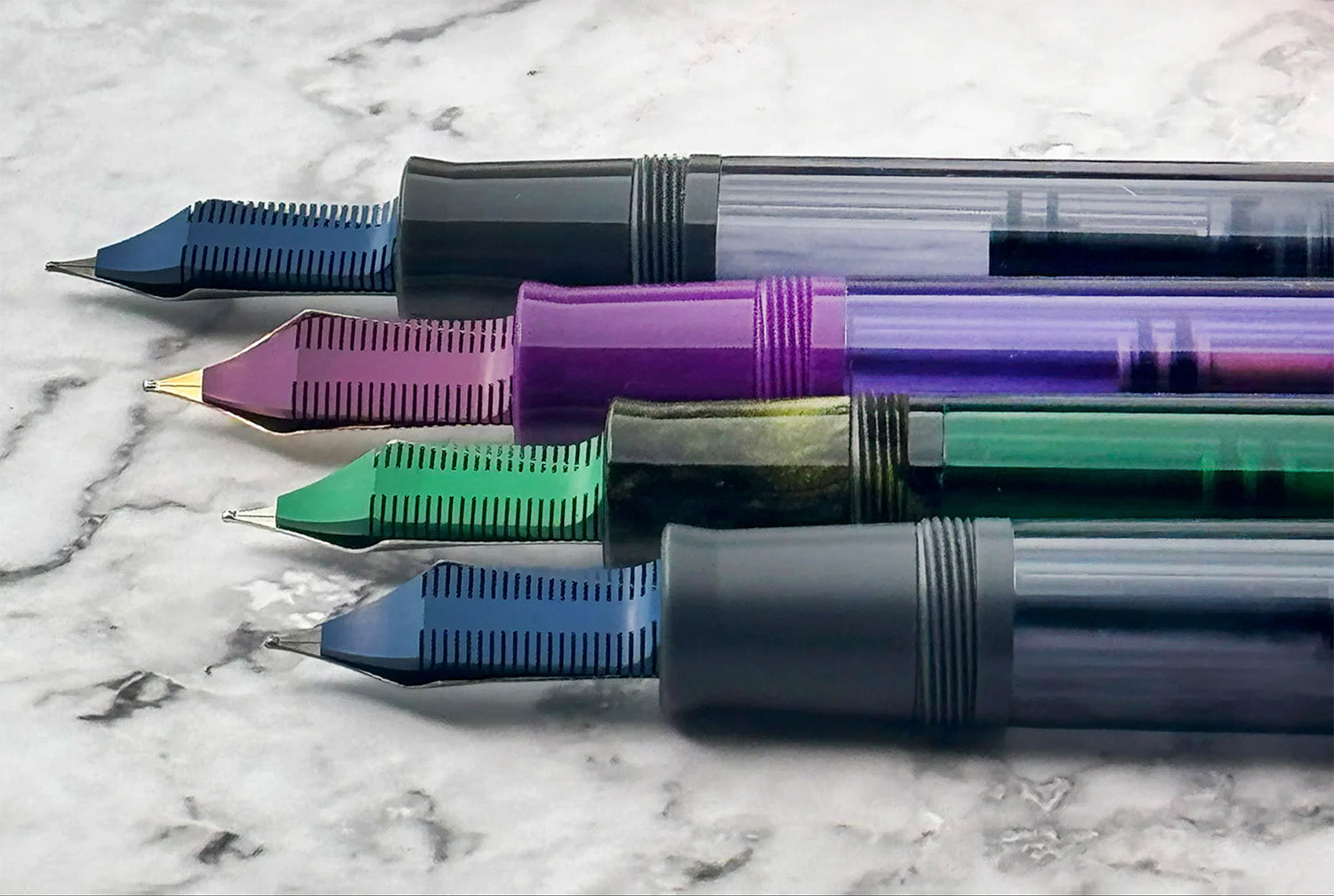 Delta Prestige Fountain Pen - #8 14k nib - Limited Edition - Feeds Made in Italy