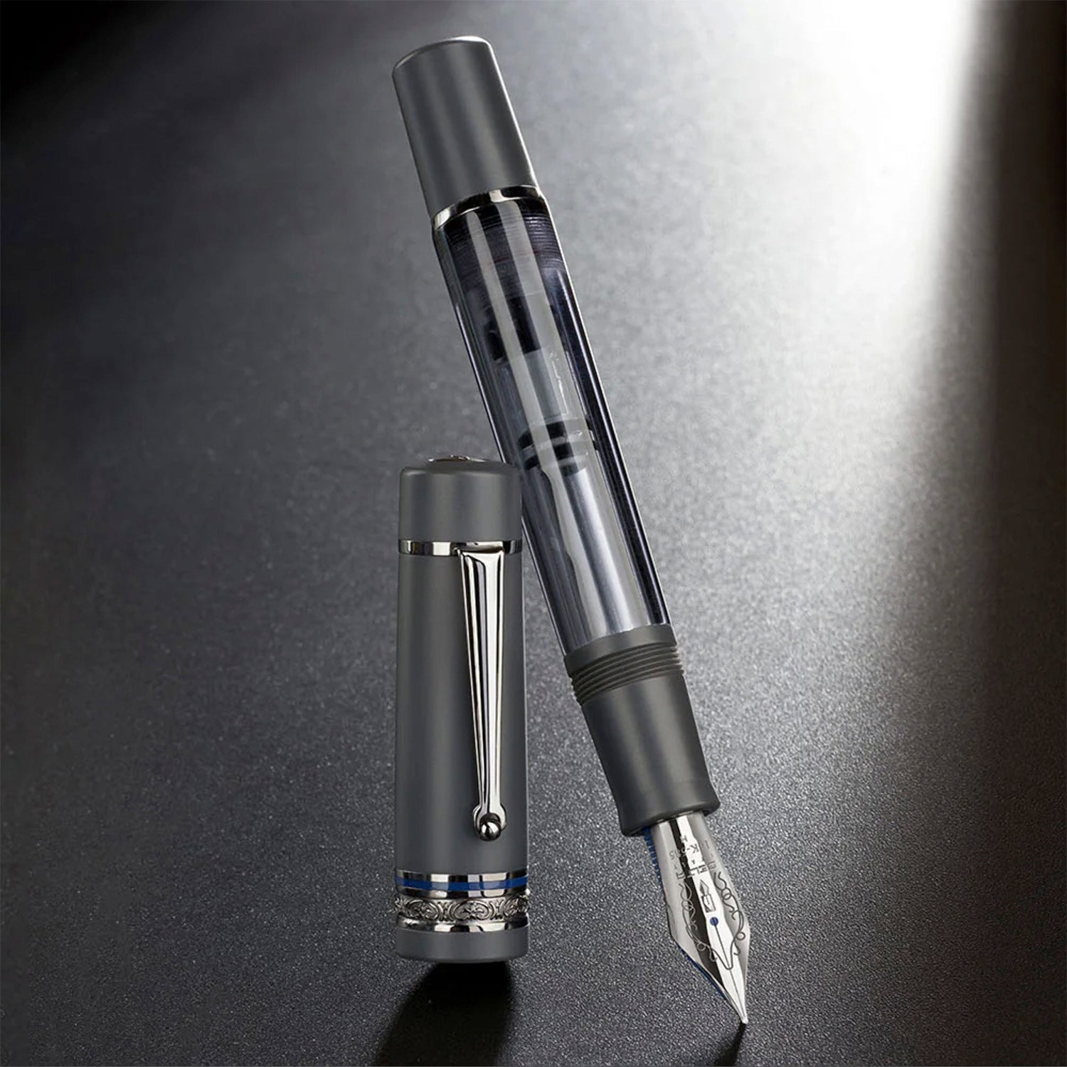 Delta Prestige Fountain Pen - #8 14k nib - Limited Edition - Matte Grey Made in Italy lifestyle