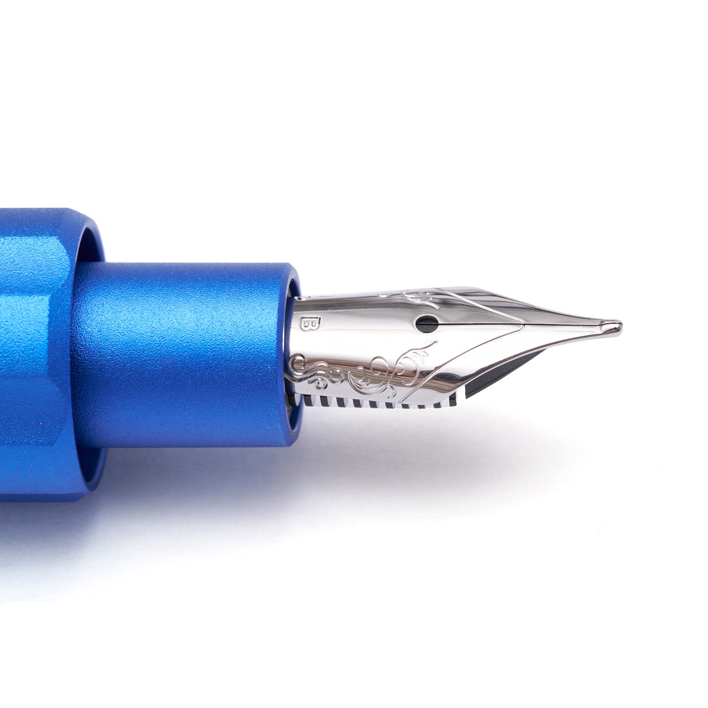Monteverde Axis Pocket Aluminum Fountain Pen - nib