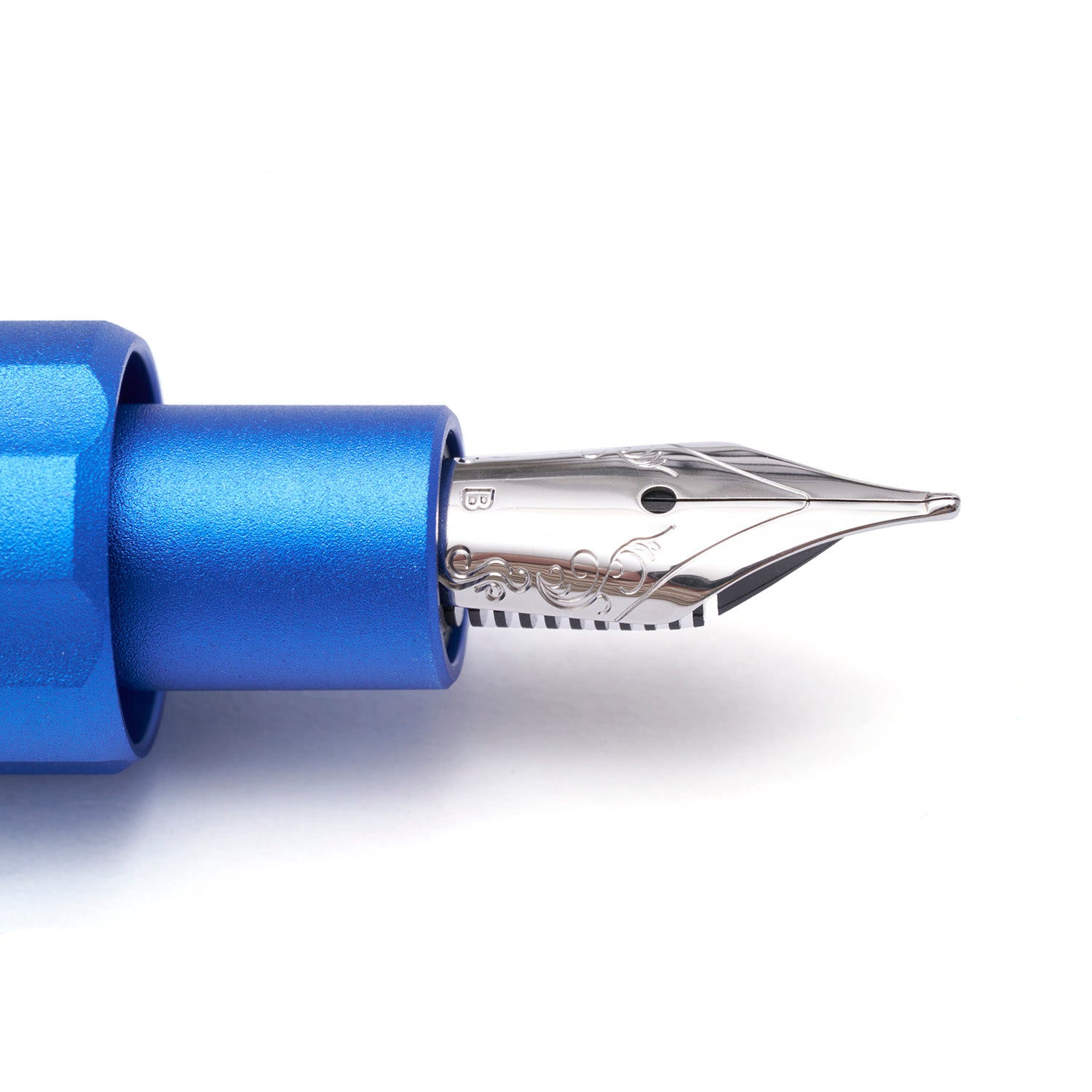 Monteverde Axis Pocket Aluminum Fountain Pen - nib