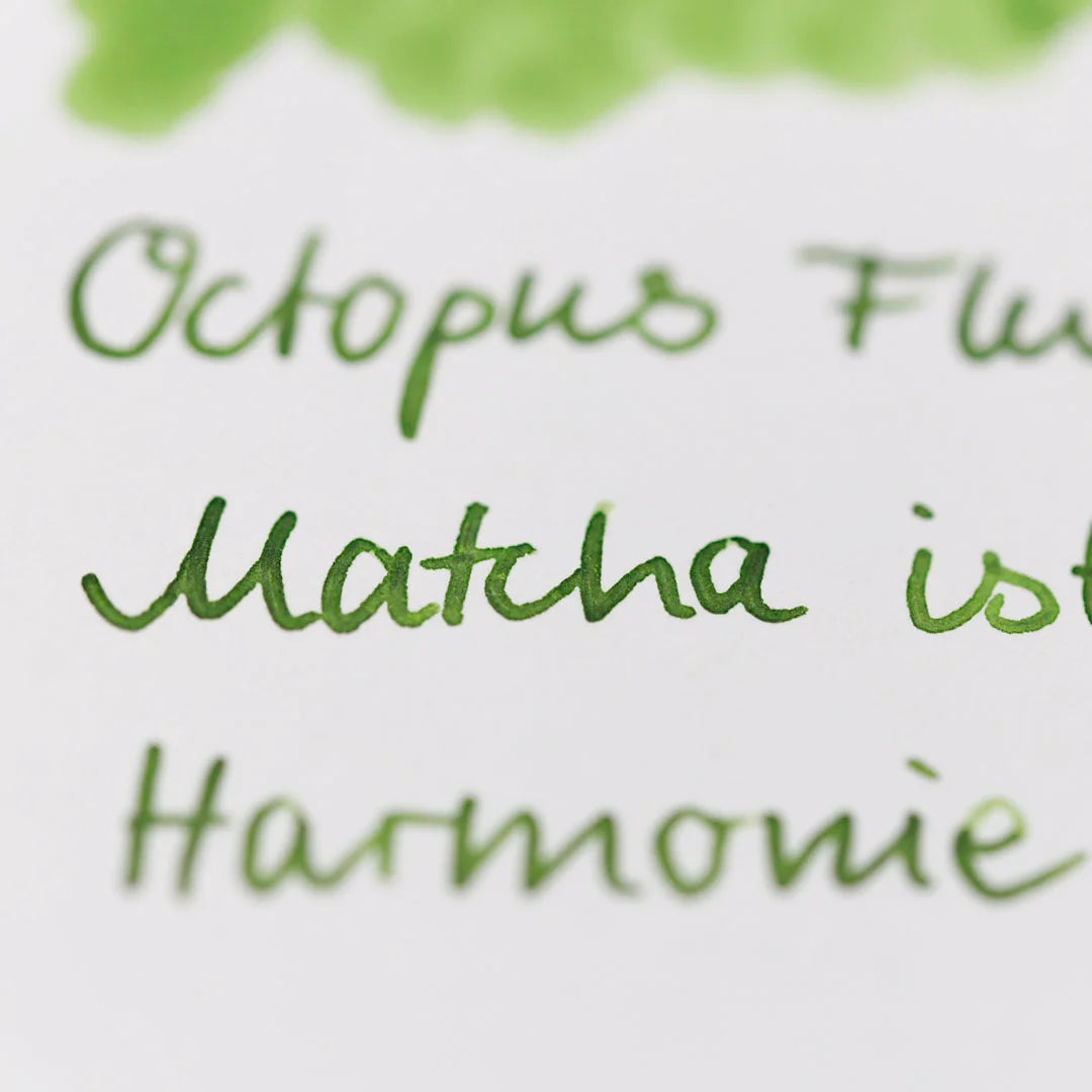 Octopus Fluids Fountain Pen Ink - 30 ml Bottle - Matcha Green - Made in Germany writing sample