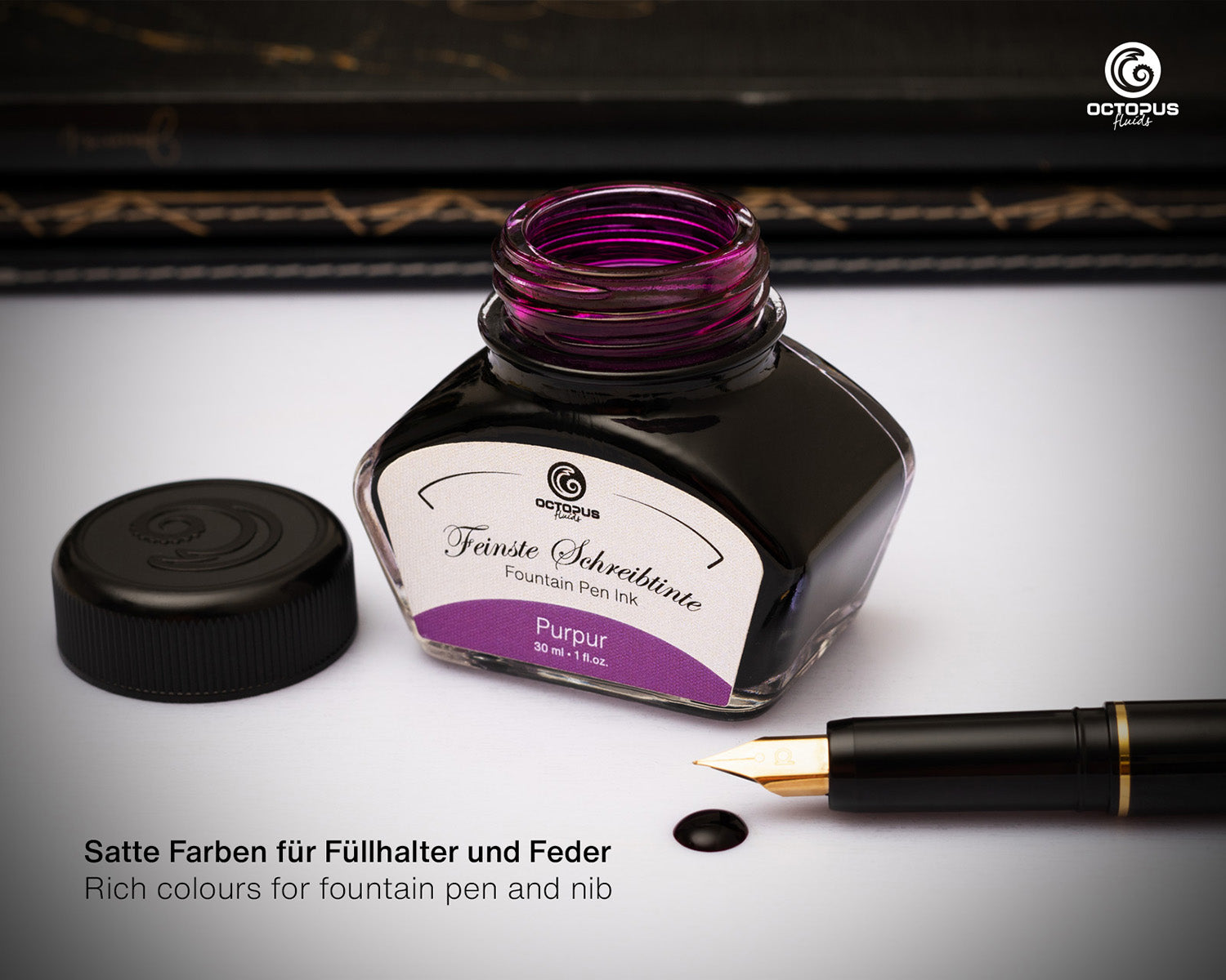 Octopus Fluids Fountain Pen Ink - 30 ml Bottle - Purpur Purple - Made in Germany uncapped
