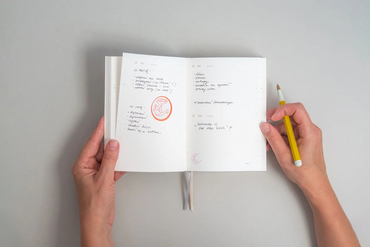Everyday 2026 Daily Calendar  - Fountain Pen Friendly Planner - Made in Poland in use 3