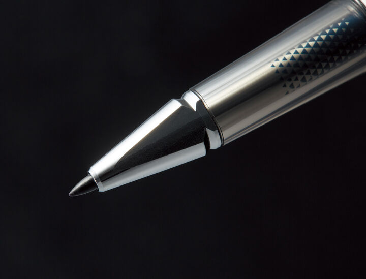 Kokuyo WP Finewriter Pen - Silver - Made in Japan tip