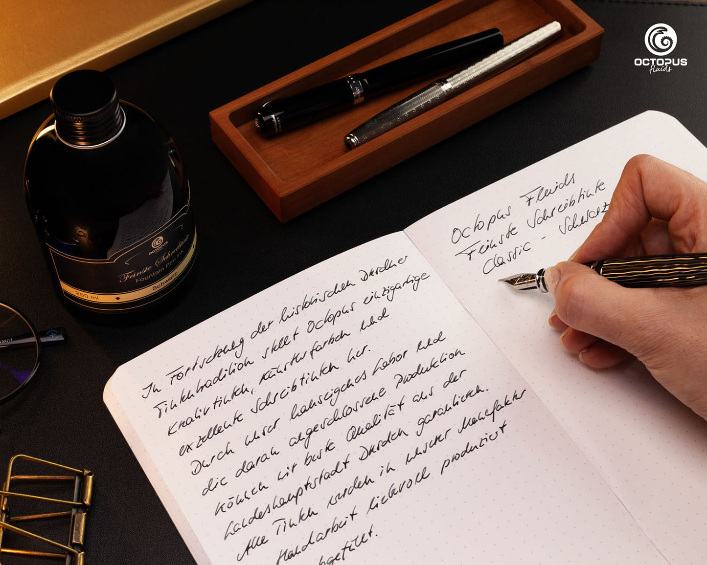 Octopus Fluids Fountain Pen Ink - 250 ml Bottle - Schwarz Black - Made in Germany writing