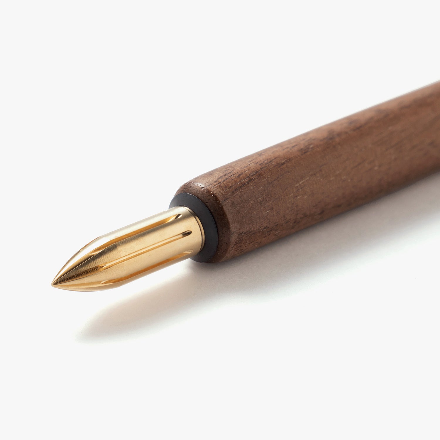 Kakimori Walnut Wood Nib Holder with Kakimori metal brass nib