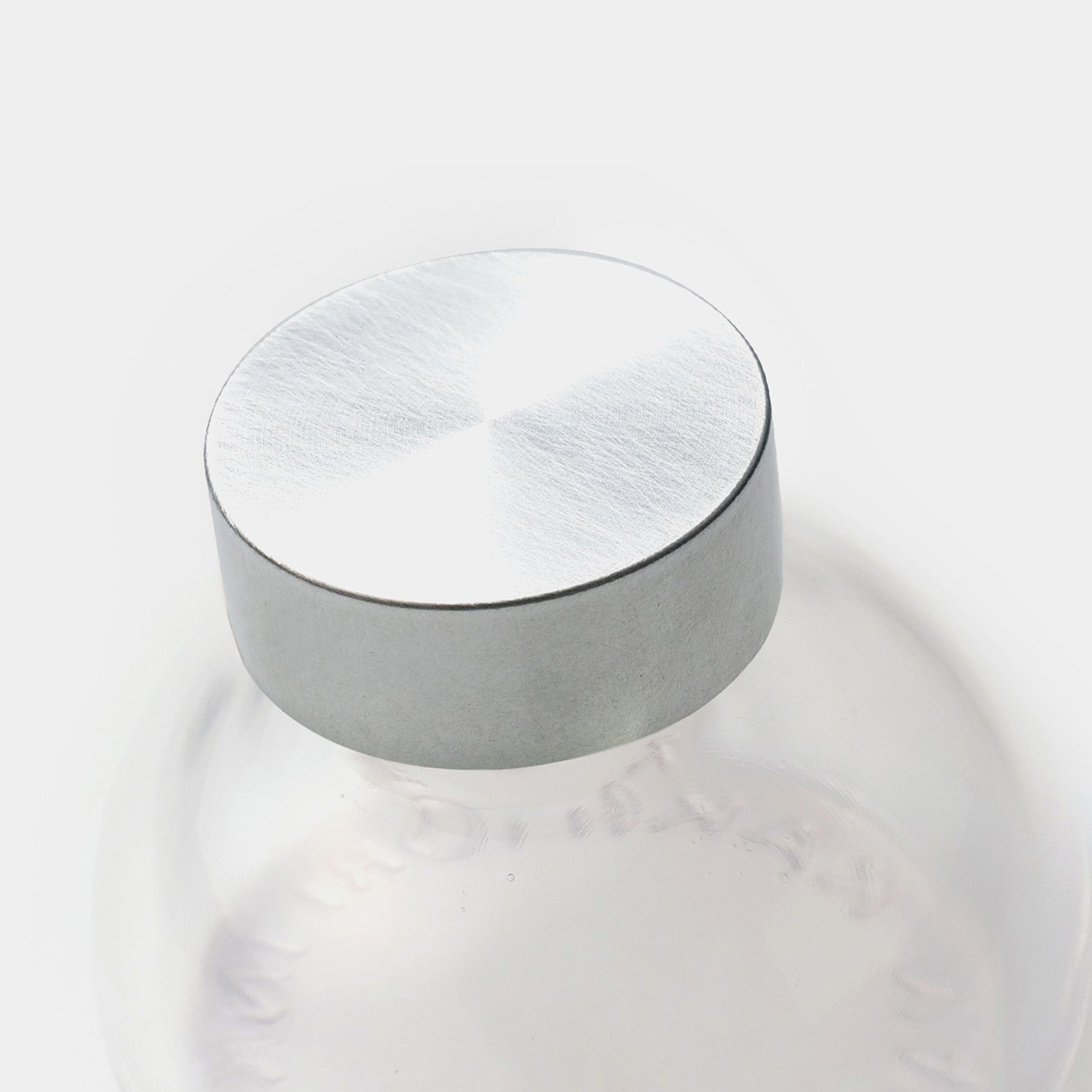 Kakimori Aluminum Bottle Cap, Kakimori Pigment Ink Aluminum made in Japan up close
